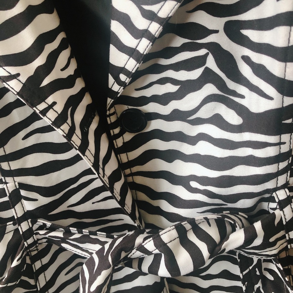 🦓ZEBRA Pattern Belted Trench Coat Jacket 🖤🤍 - Picture 8 of 8